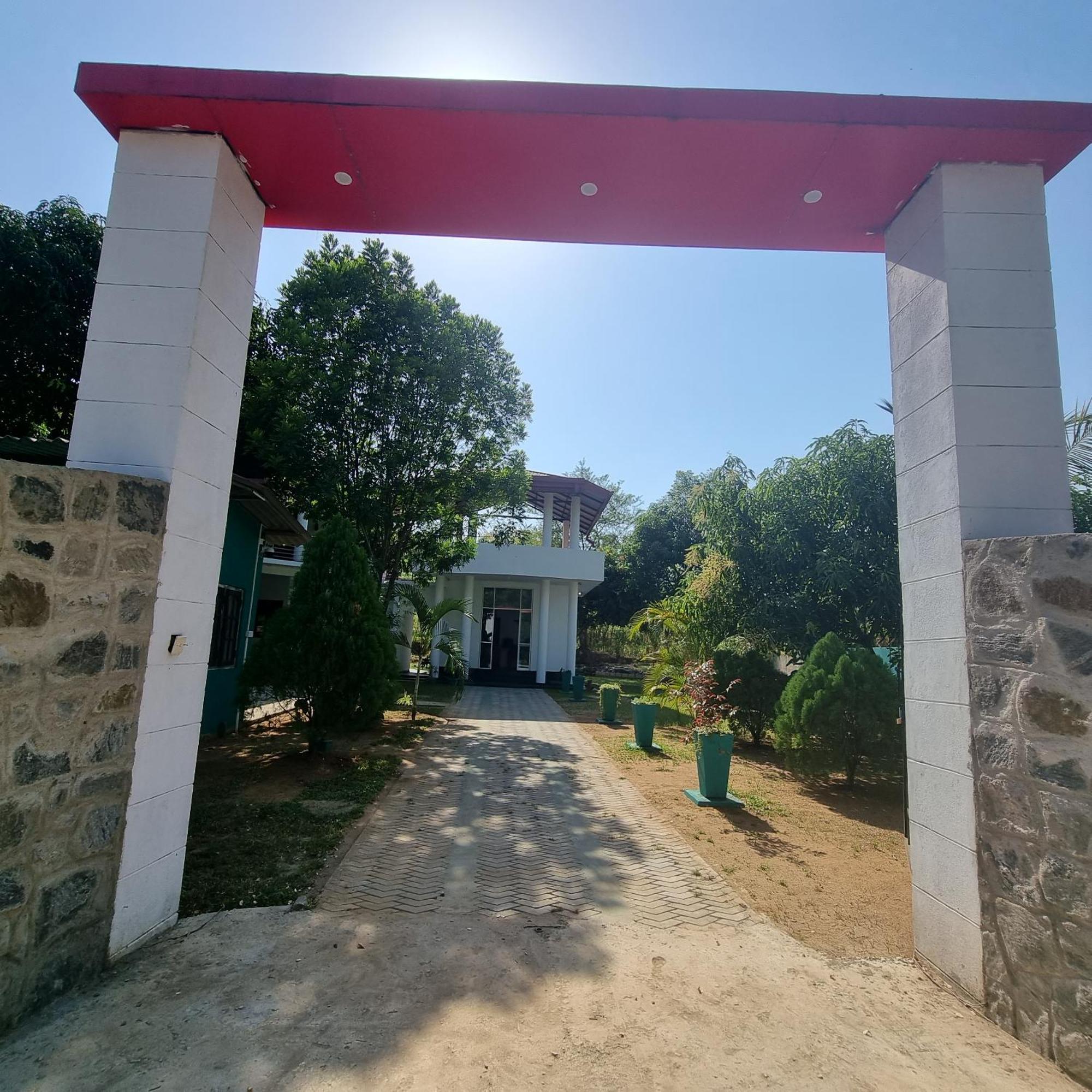 White Win Villa Elewela Exterior foto