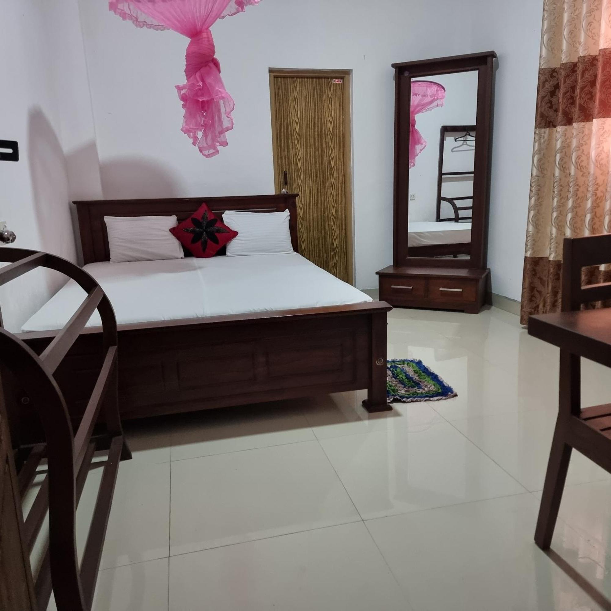 White Win Villa Elewela Zimmer foto